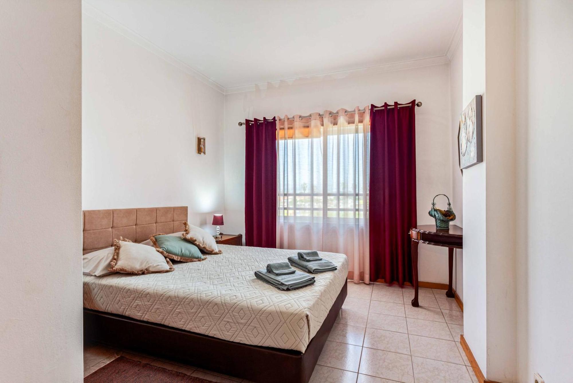 Remarkable 1 Bedroom Apartment Кошта-да-Капарика Экстерьер фото