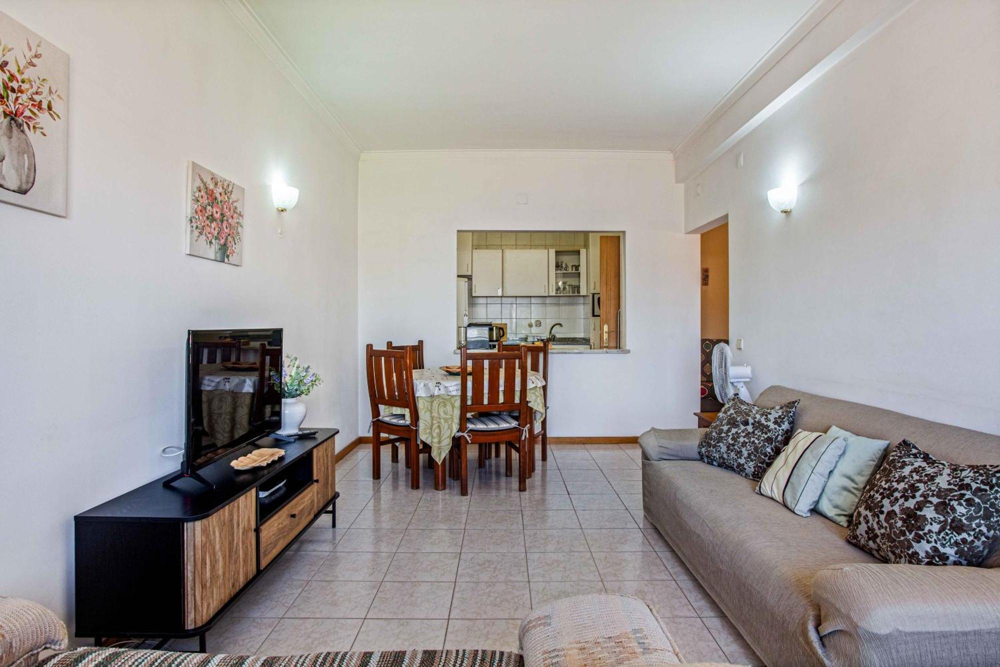 Remarkable 1 Bedroom Apartment Кошта-да-Капарика Экстерьер фото