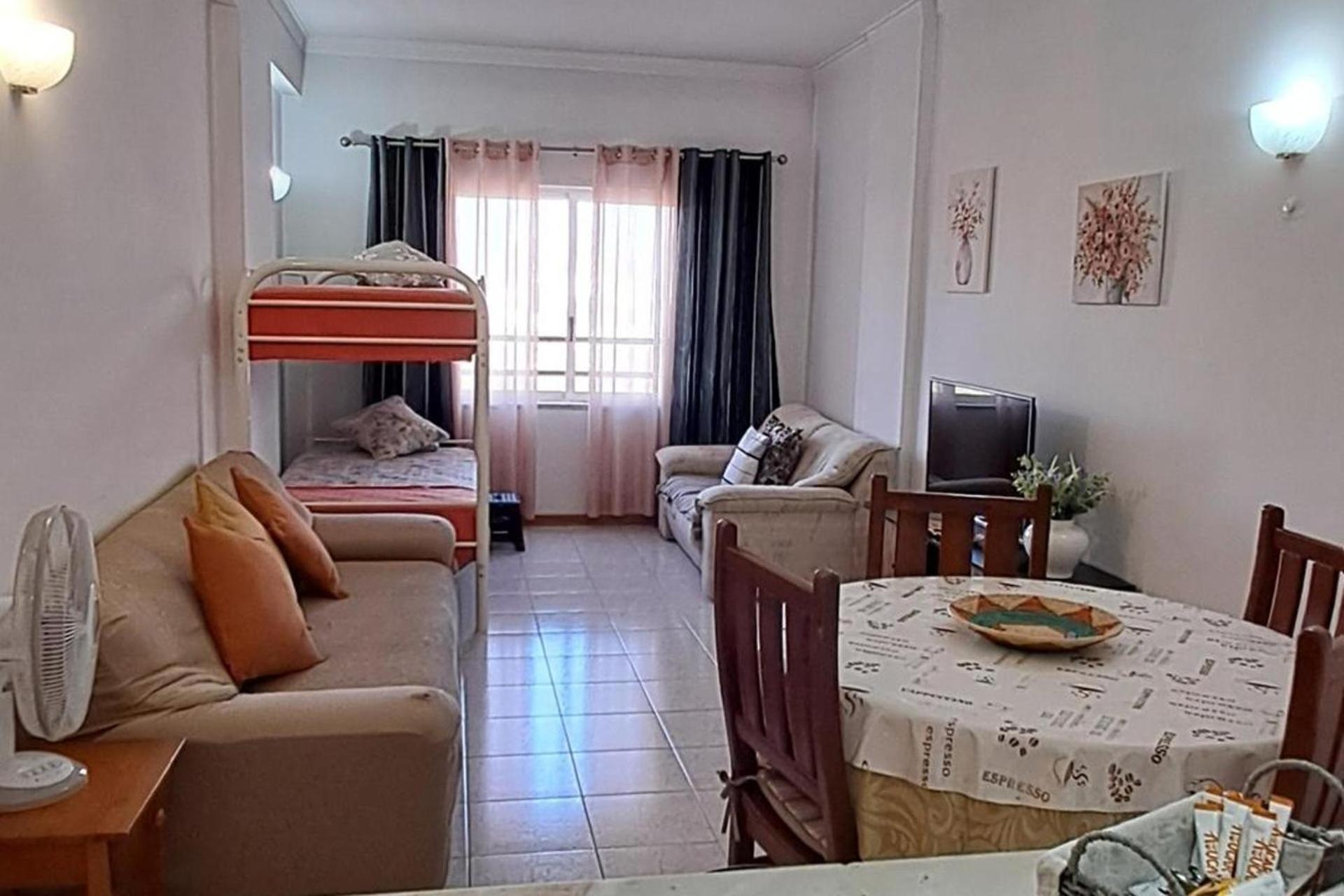 Remarkable 1 Bedroom Apartment Кошта-да-Капарика Экстерьер фото